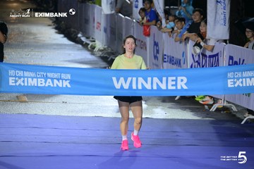 Photo HO CHI MINH CITY NIGHT RUN EXIMBANK 2026 - d558c8b8cadf704e394517548d7b4849.jpg