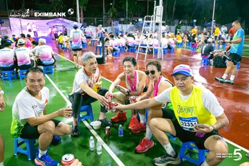 Photo HO CHI MINH CITY NIGHT RUN EXIMBANK 2026 - d57ac07eb43192dd70a9426c4796a192.jpg