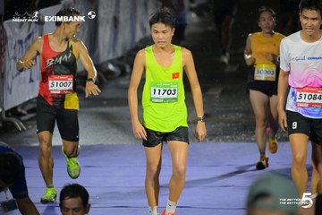 Photo HO CHI MINH CITY NIGHT RUN EXIMBANK 2026 - d5c15bdbe076924fa3a0e8dbd7389411.jpg