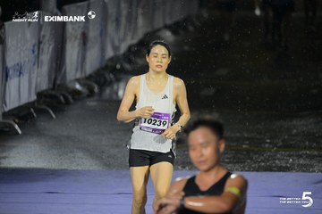 Photo HO CHI MINH CITY NIGHT RUN EXIMBANK 2026 - d5c254863a5372fff3d09292f72a1018.jpg