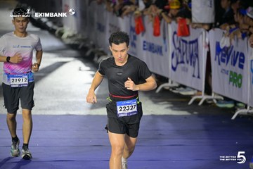 HO CHI MINH CITY NIGHT RUN EXIMBANK 2026 - Ảnh #4983814