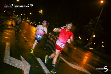 Photo HO CHI MINH CITY NIGHT RUN EXIMBANK 2026 - d650873bfecff5e7c724473c238af1c9.jpg
