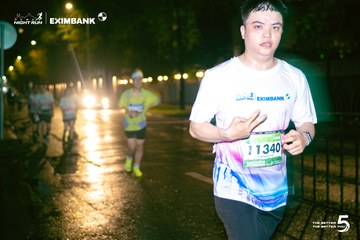 Photo HO CHI MINH CITY NIGHT RUN EXIMBANK 2026 - d72f10f3bdb67315df5b2f05837b18a8.jpg