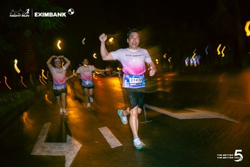 Photo HO CHI MINH CITY NIGHT RUN EXIMBANK 2026 - d7ed488eaf58d97e0147cfe82e7422f7.jpg