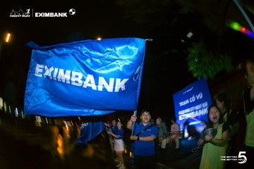 Photo HO CHI MINH CITY NIGHT RUN EXIMBANK 2026 - d8273ada7837cda15bf0999dbb156ba6.jpg