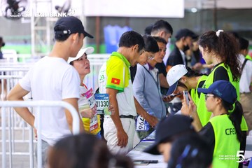 Photo HO CHI MINH CITY NIGHT RUN EXIMBANK 2026 - d8766b967afdacf8a4dde493ac7f91fb.jpg
