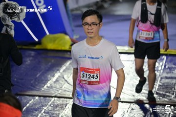 Photo HO CHI MINH CITY NIGHT RUN EXIMBANK 2026 - d883b7ac62210151cec1e46c0c73c7a3.jpg