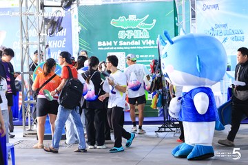 Photo HO CHI MINH CITY NIGHT RUN EXIMBANK 2026 - d8bfa7d76288c4703b823300e286eaed.jpg