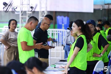 Photo HO CHI MINH CITY NIGHT RUN EXIMBANK 2026 - d8cf7772648e75379152cb4a1e4fcae6.jpg