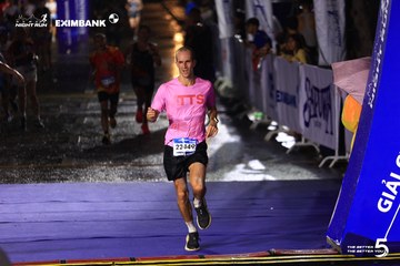 HO CHI MINH CITY NIGHT RUN EXIMBANK 2026 - Ảnh #4987890