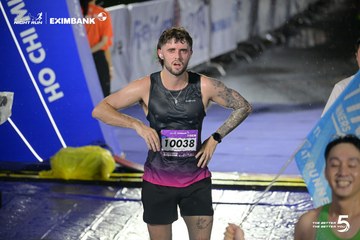 Photo HO CHI MINH CITY NIGHT RUN EXIMBANK 2026 - d9bc890fb6ddc44f58321147f28e39fb.jpg