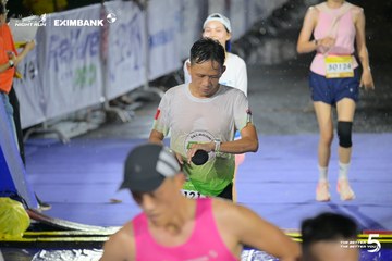 Photo HO CHI MINH CITY NIGHT RUN EXIMBANK 2026 - d9f4eccab28e914ae9e743622e4196b0.jpg