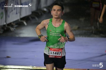 Photo HO CHI MINH CITY NIGHT RUN EXIMBANK 2026 - da24111f79b9719a9e73900ca7f39e5c.jpg