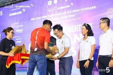 Photo HO CHI MINH CITY NIGHT RUN EXIMBANK 2026 - da7a915bb7a0c15e99c918ce3111923d.jpg