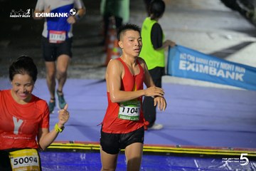 Photo HO CHI MINH CITY NIGHT RUN EXIMBANK 2026 - dae40cad4745cbdb056f18ebc1ad5588.jpg