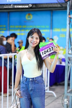 Photo HO CHI MINH CITY NIGHT RUN EXIMBANK 2026 - dc135c8a3ac0f42a74eed0c0bbd4ab41.jpg