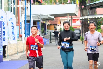 Photo HO CHI MINH CITY NIGHT RUN EXIMBANK 2026 - dc6f0ba3c629dc0512c2c6359d11336f.jpg