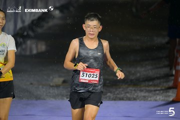 Photo HO CHI MINH CITY NIGHT RUN EXIMBANK 2026 - dd6e64431998012f708ec262fbb3ba31.jpg