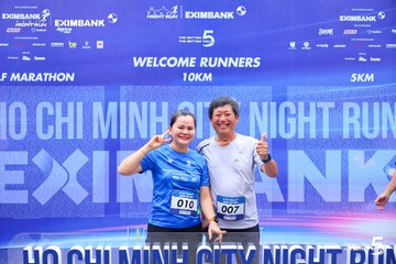 Photo HO CHI MINH CITY NIGHT RUN EXIMBANK 2026 - de12add89fdaf531d8aaae1633b54c83.jpg