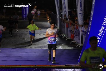 HO CHI MINH CITY NIGHT RUN EXIMBANK 2026 - Ảnh #4986869