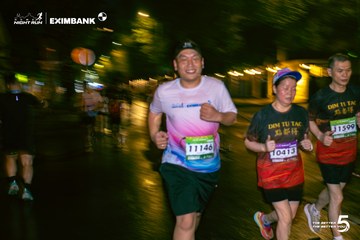 Ảnh sự kiện HO CHI MINH CITY NIGHT RUN EXIMBANK 2026 - df8e58112441ac1b8bcaf3431ac0f8d2.jpg