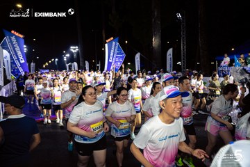 Ảnh sự kiện HO CHI MINH CITY NIGHT RUN EXIMBANK 2026 - e05eccabc17e4f4c40bc3ff15d354dae.jpg