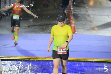 Photo HO CHI MINH CITY NIGHT RUN EXIMBANK 2026 - e08068c2f79e6ff6538af64ec2817d65.jpg
