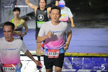 Photo HO CHI MINH CITY NIGHT RUN EXIMBANK 2026 - e08546b1cfefba1b413cb49ed469ce43.jpg