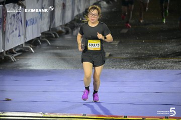 Photo HO CHI MINH CITY NIGHT RUN EXIMBANK 2026 - e171c901d741cb45eddae585b967fb89.jpg