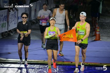 Photo HO CHI MINH CITY NIGHT RUN EXIMBANK 2026 - e19b7f5ece93a612d49c15ffdbb37e9e.jpg