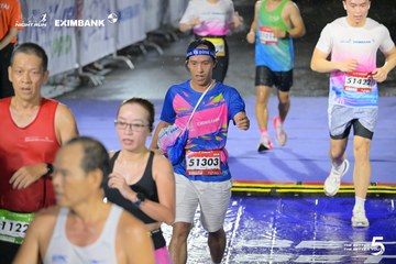 Photo HO CHI MINH CITY NIGHT RUN EXIMBANK 2026 - e23432ac547b5204f1b5a877e63e7b88.jpg