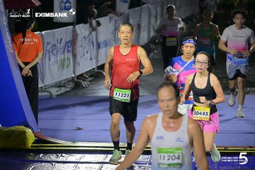 Photo HO CHI MINH CITY NIGHT RUN EXIMBANK 2026 - e27113654f3017c483fb1e28fe696fb6.jpg