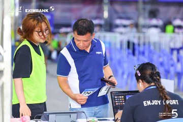 Photo HO CHI MINH CITY NIGHT RUN EXIMBANK 2026 - e27682ebbbf31e8b0853006dd904b12c.jpg