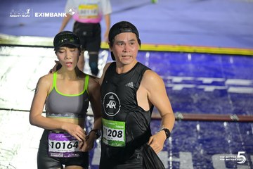 Photo HO CHI MINH CITY NIGHT RUN EXIMBANK 2026 - e2d6d3b2b6182f0abfed990b84d70a1f.jpg