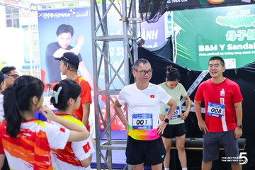 Photo HO CHI MINH CITY NIGHT RUN EXIMBANK 2026 - e39edc6ed03e54e2c3eaa650a9370d28.jpg