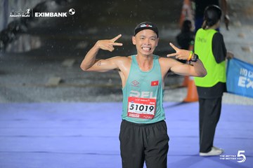 Photo HO CHI MINH CITY NIGHT RUN EXIMBANK 2026 - e5295699d9926c61c5c7241ea400ec78.jpg