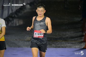 Photo HO CHI MINH CITY NIGHT RUN EXIMBANK 2026 - e5621efdf60904c4c7cd2429e071361f.jpg