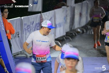 Photo HO CHI MINH CITY NIGHT RUN EXIMBANK 2026 - e6be944e147f90ddf136117da6f10263.jpg