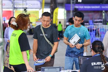Photo HO CHI MINH CITY NIGHT RUN EXIMBANK 2026 - e735845ba9f73b5c3cf4d94a8214271c.jpg