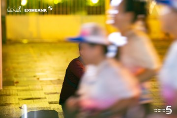 Photo HO CHI MINH CITY NIGHT RUN EXIMBANK 2026 - e7961a7c34c8cfdeced886b125c1f132.jpg