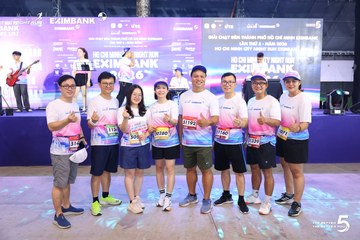 Ảnh sự kiện HO CHI MINH CITY NIGHT RUN EXIMBANK 2026 - e79c16e2aeccc8ad2475711e4e7ca027.jpg