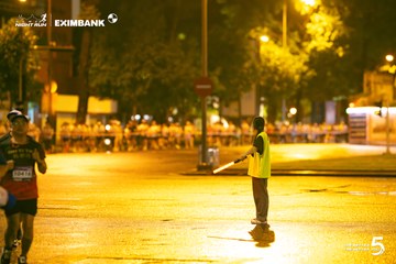 Photo HO CHI MINH CITY NIGHT RUN EXIMBANK 2026 - e7b4935f7163ba4e7b1554fb1f70f29b.jpg