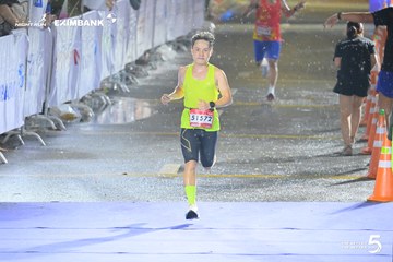 Photo HO CHI MINH CITY NIGHT RUN EXIMBANK 2026 - e7b52d2be842033cdd760e3e7e34b6ae.jpg