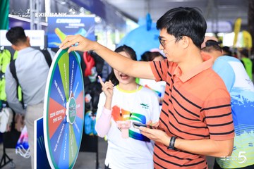 Photo HO CHI MINH CITY NIGHT RUN EXIMBANK 2026 - e83caa9030420bc9090fe30bf040434c.jpg