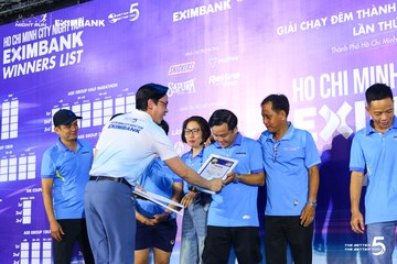 Photo HO CHI MINH CITY NIGHT RUN EXIMBANK 2026 - e878bd0554382526bff7d2335ac2b34b.jpg