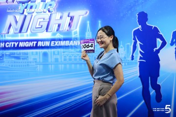 Photo HO CHI MINH CITY NIGHT RUN EXIMBANK 2026 - e8f67d6e2a769791867209948748233c.jpg