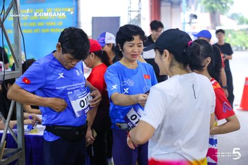 Photo HO CHI MINH CITY NIGHT RUN EXIMBANK 2026 - e900c33004f8416fa40eea7da24fd981.jpg