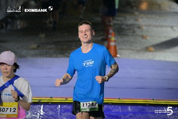 Photo HO CHI MINH CITY NIGHT RUN EXIMBANK 2026 - e9bb3b3a32f9e53af01bcd0afc1193bf.jpg