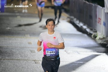 HO CHI MINH CITY NIGHT RUN EXIMBANK 2026 - Ảnh #4985022