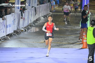 Photo HO CHI MINH CITY NIGHT RUN EXIMBANK 2026 - eb682d2833df2a6e9a49669f0e8cf8a6.jpg